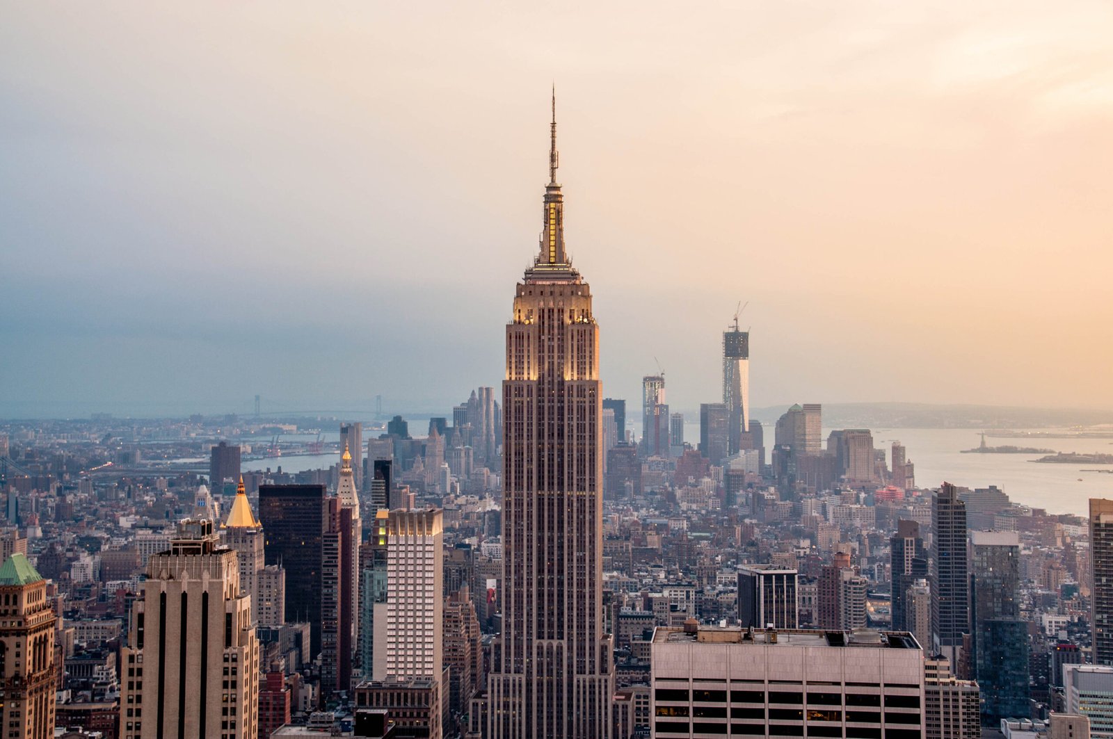 Empire State Building (New York). https://www.timeout.com/newyork/attractions/empire-state-building-manhattan-ny