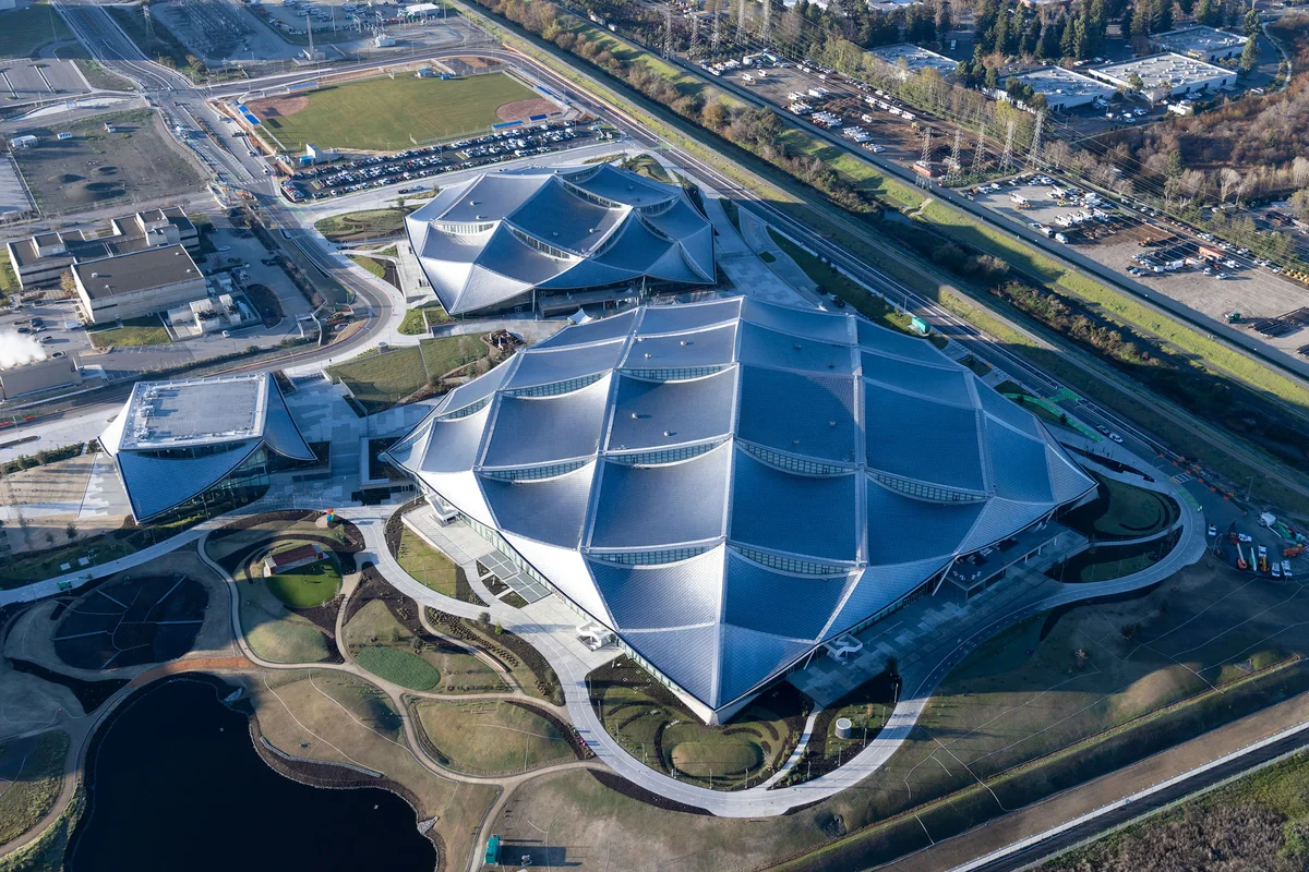 The Google Bay View Campus incorporates AI-driven design optimizations for energy efficiency and occupant comfort.